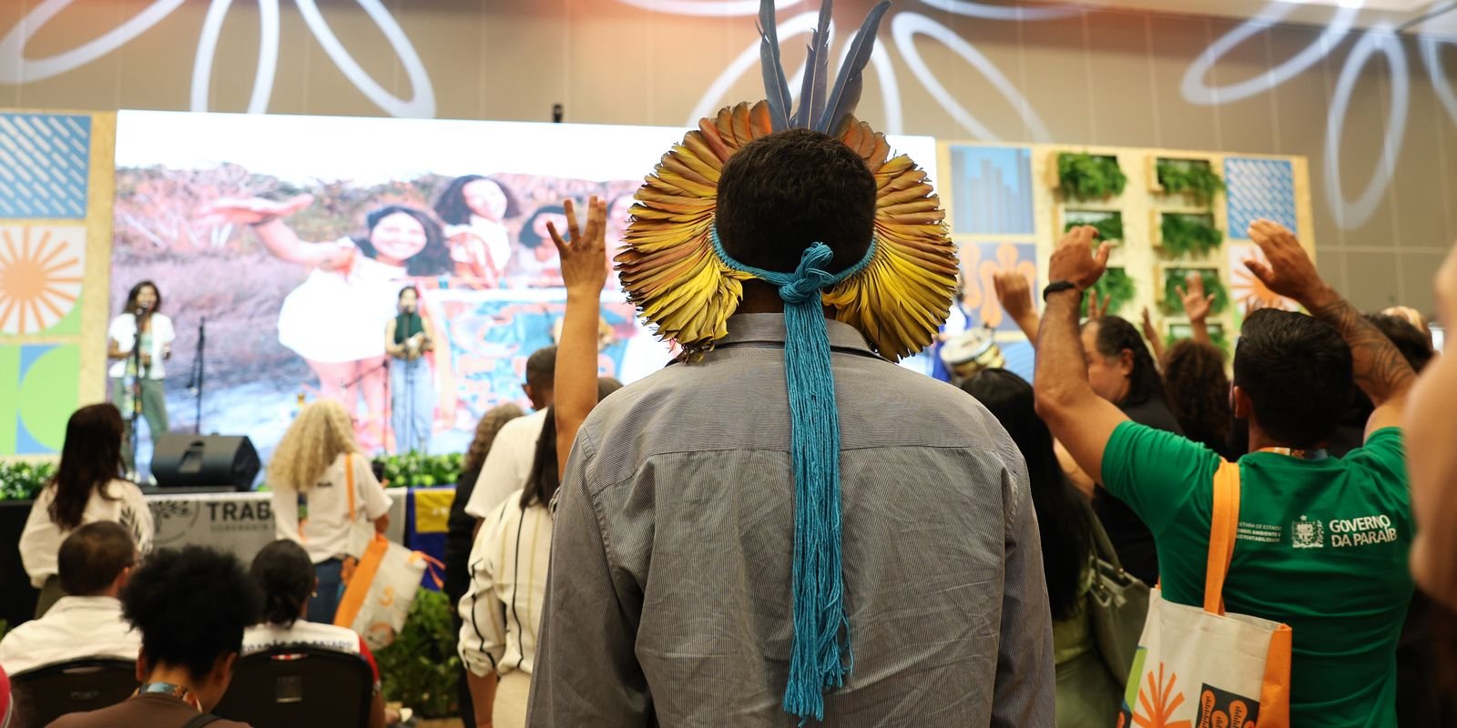 marina-silva-ressalta-importancia-dos-indigenas-para-justica-climatica