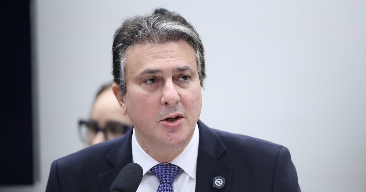 governo-lula-anuncia-r$-400-milhoes-extras-apos-universidades-cortarem-ate-gasolina