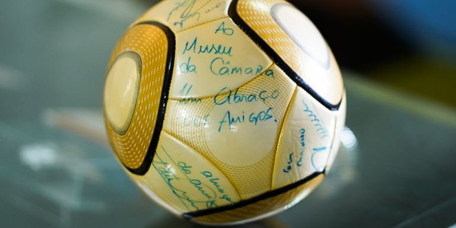 moraes-vota-por-condenar acusado-de-furtar-bola-autografada-por-neymar