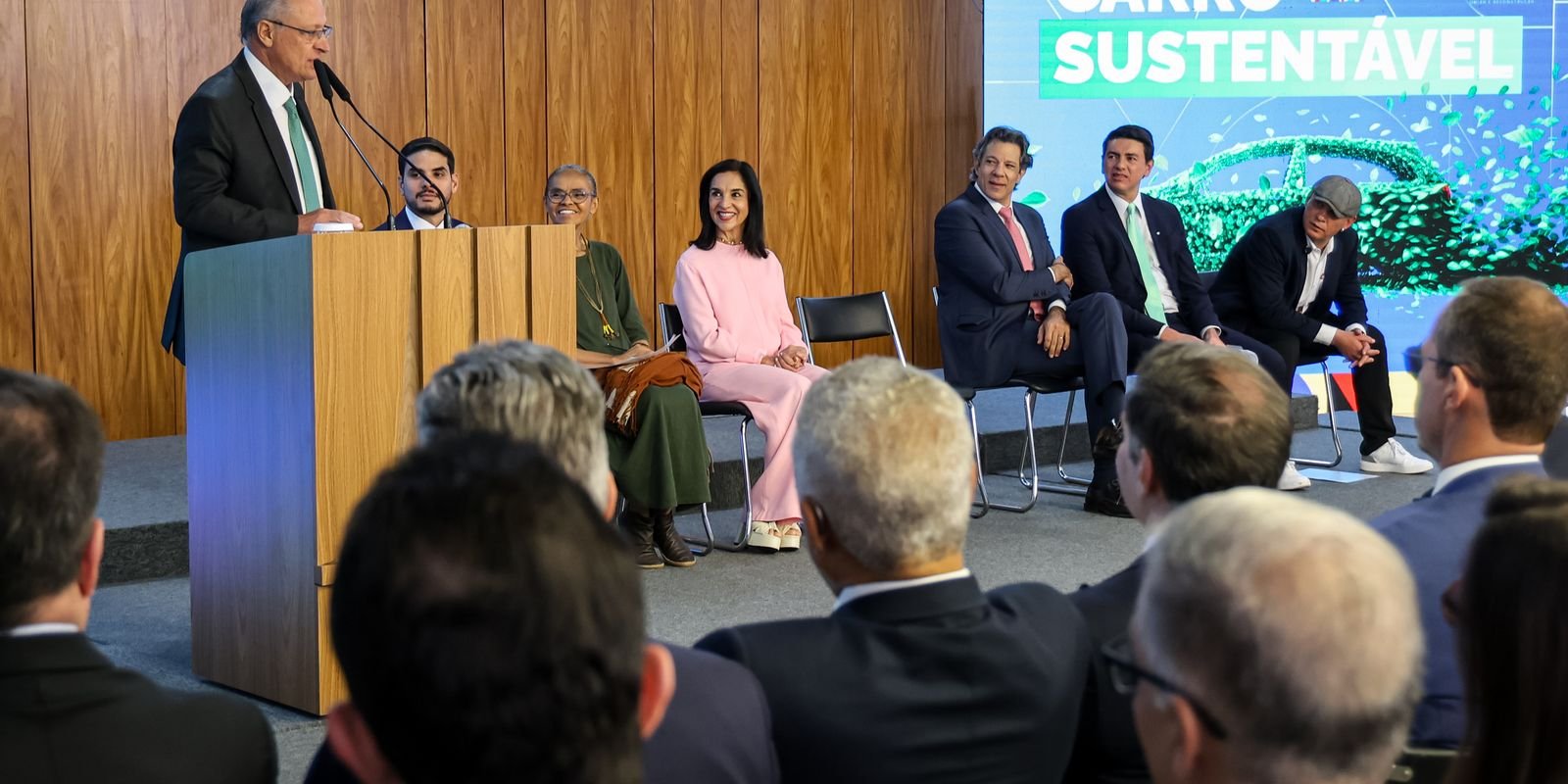 governo-cria-ipi-verde-e-zera-imposto-para-carros-sustentaveis