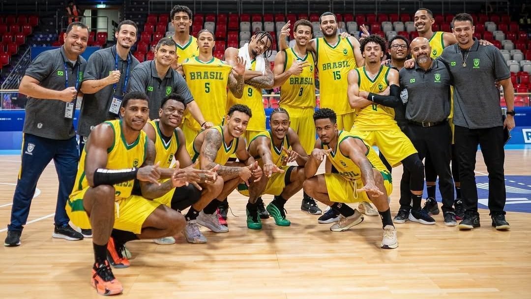 universiade:-brasil-vira-contra-os-estados-unidos-e-e-campeao-no-basquete