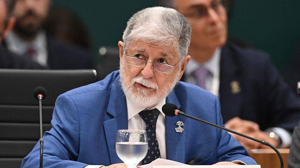 ‘nem-a-uniao-sovietica’-faria-o-que-trump-esta-fazendo-com-o-brasil,-diz-amorim-ao-financial-times