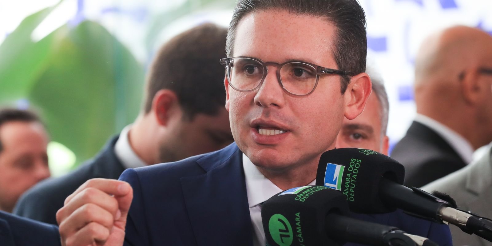 camara-vai-pautar-projeto-contra-‘adultizacao’-de-criancas-nas-redes