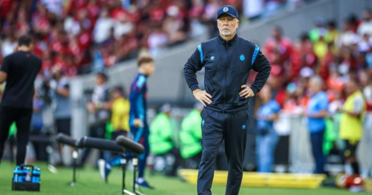mano-menezes,-tecnico-do-gremio,-valoriza-empate-com-o-flamengo:-‘motivador’