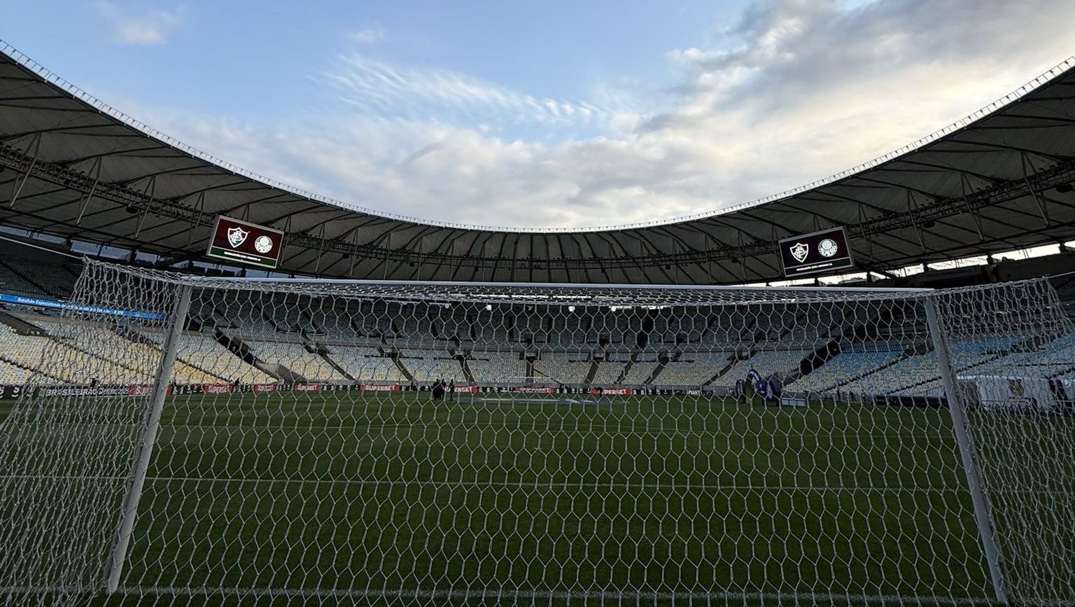 fluminense-x-corinthians:-escalacoes-e-onde-assistir-ao-jogo-do-brasileirao