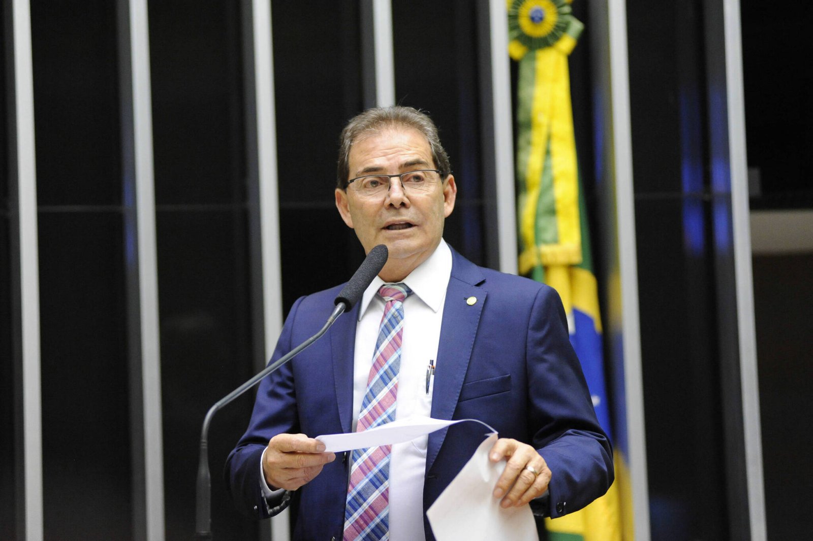 paulinho-quer-acelerar-projeto-de-reducao-de-penas,-mas-esquerda-se-opoe-e-direita-cobra-anistia