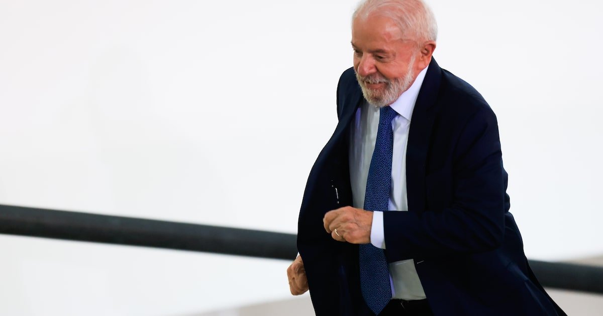 lula-sai-do-fundo-do-poco-e-e-adversario unico-do-bolsonarismo