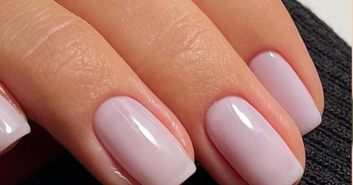as-nove-cores-de-esmalte-que-mais-rejuvenescem-quando-se-passa-dos-40