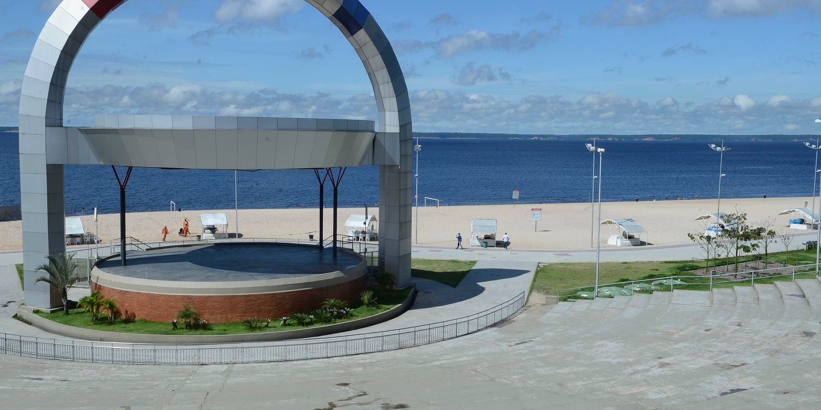 policia-ambiental-resgata-onca-pintada-ferida-por-tiros-no-rio-negro