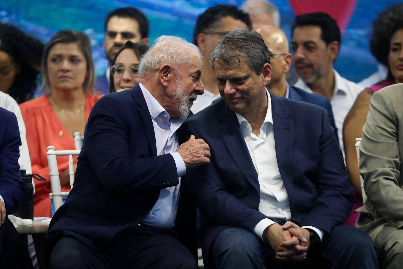 lula-ve-candidatura-de-tarcisio-como-fato-consumado-e-unica-saida-para-bolsonaro