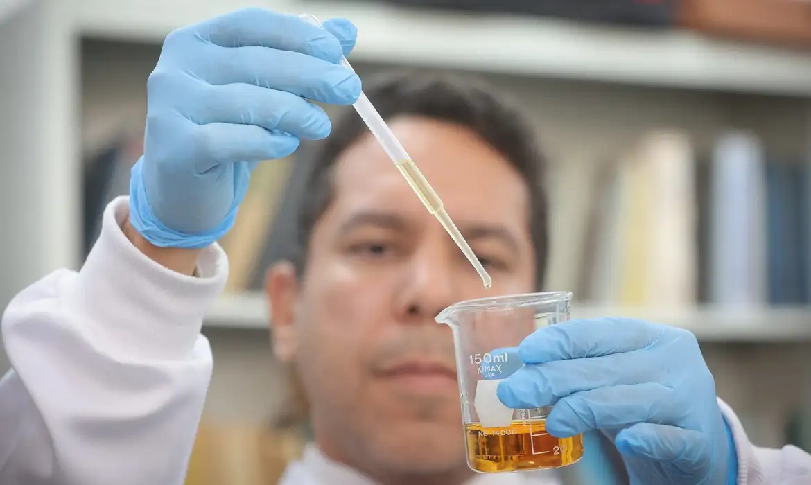 sao-paulo-implementou-novo-protocolo-para-deteccao-rapida-de-metanol-em-bebidas-adulteradas