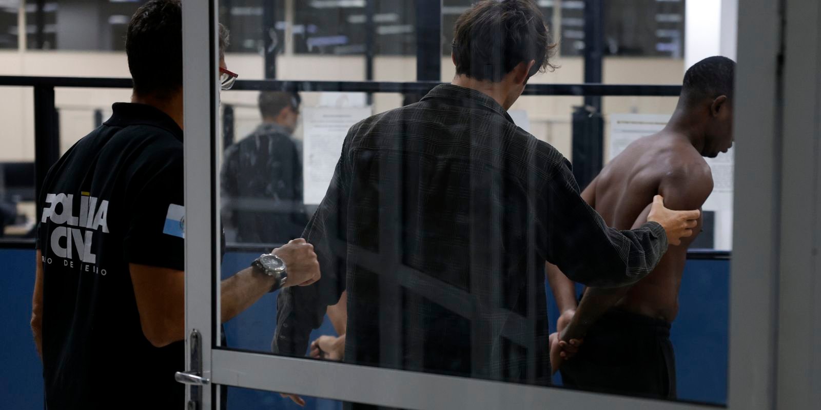 ministros-farao-reuniao-de-emergencia-com-castro-nesta-quarta-feira