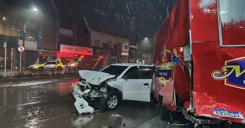 motorista-embriagada-bate-em-trailer-e-fere-crianca-de-9-anos-em-cascavel-(pr)