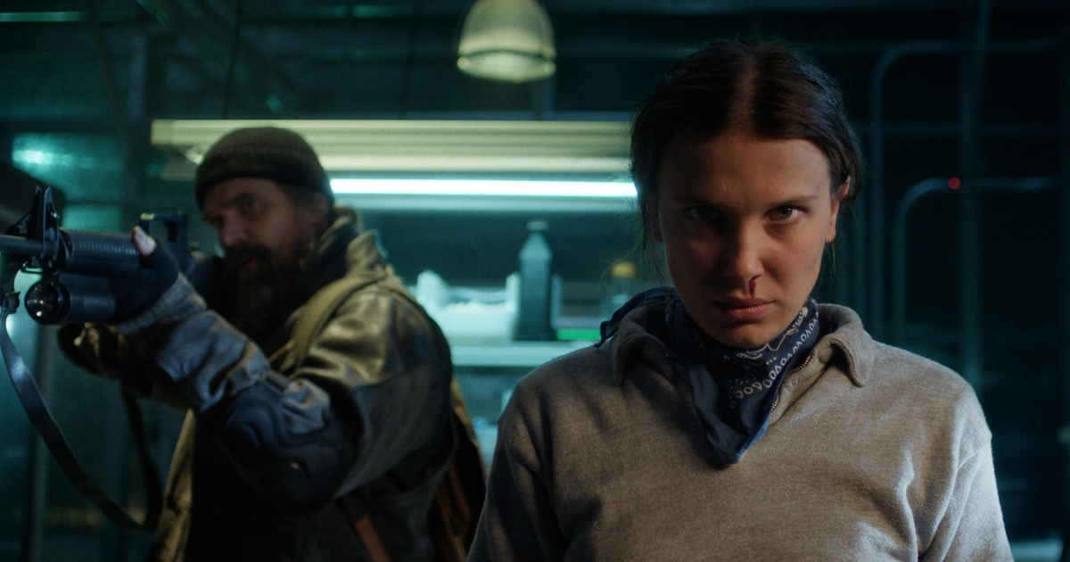 fortemente-exposto-no-album-da-ex-mulher,-lily-allen,-ator-de-‘stranger-things’-e-acusado-de-assedio-por-millie-bobby-brown