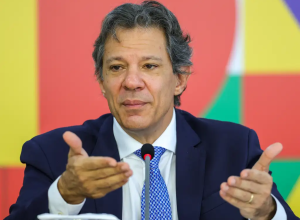 “vamos-ver-o-desenrolar-das-coisas”,-diz-haddad-sobre-tesouro-ressarcir-beneficiarios-do-inss