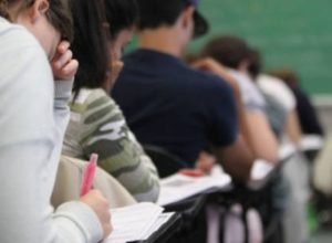enem-2025:-inscricoes-comecam-na-segunda,-26,-e-prova-volta-a-valer-para-diploma-do-ensino-medio