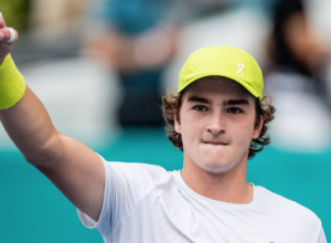 joao-fonseca-cita-guga-ao-valorizar-vitoria-em-roland-garros:-“sonho”