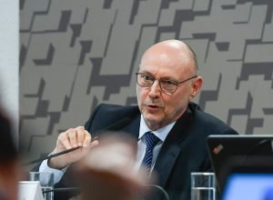 agentes-da-abin-ameacam-greve-para-exigir-afastamento-do-diretor-indiciado-pela-pf