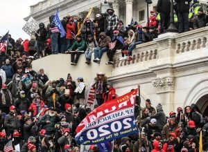 ex-reu-do-ataque-ao-capitolio-e-condenado-a-prisao-perpetua-por-conspiracao