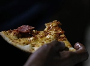dia-da-pizza:-brasileiros-consomem-1-milhao-de-pizzas-por-dia