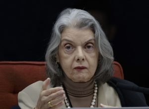 carmen-lucia-ve-risco-de-interferencia-na-acao-do-golpe-e-mantem-medidas-contra-jair-bolsonaro