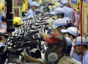 comercio-de-pecas-ve-impacto-maior-de-tarifaco-para-montadoras-nos-eua