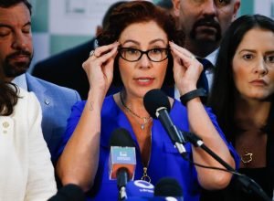 ccj-da-camara-avanca-no-processo-de-cassacao-de-mandato-de-carla-zambelli