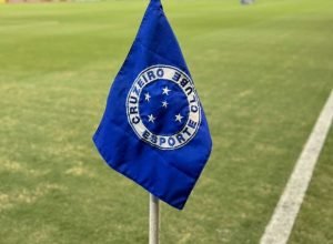 dirigente-do-cruzeiro-aponta-unica-vantagem-do-confronto-contra-o-atletico-mg