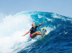 medalhista-olimpica-no-surfe,-tati-weston-webb-anuncia-primeira-gravidez