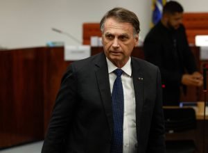 bolsonaro-recebeu-r$-44-milhoes-desde-2023,-sendo-quase-metade-em-pix,-aponta-relatorio-da-pf