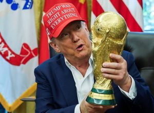 confiante-com-noticias-positivas,-trump-faz-campanha-e-demonstra-obsessao-por-nobel-da-paz