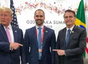 trump-e-eduardo-bolsonaro-criam-clima-de-‘barata-voa’-na-direita-bolsonarista
