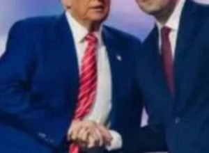 charlie-kirk:-saiba-quem-era-o-lider-conservador-e-aliado-de-trump-morto-em-universidade