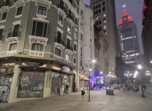 1b63b5a2-3e28-451e-85f2-656cf2a6164d