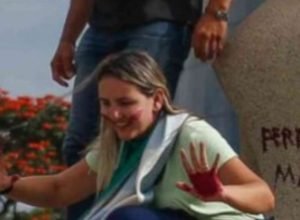 moraes-autoriza-execucao-da-pena-de-‘debora-do-batom’-em-prisao-domiciliar-com-medidas-cautelares