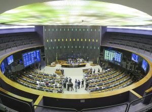fux-defere-pedido-para-manter-numero-de-deputados-nas-eleicoes-de-2026