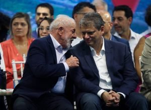 lula-ve-candidatura-de-tarcisio-como-fato-consumado-e-unica-saida-para-bolsonaro