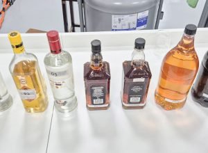 pericia-aponta-que-metanol-foi-adicionado-em-garrafas