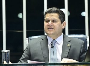 receio-de-‘greve’-de-alcolumbre-sobre-indicacao-de-messias-leva-intranquilidade-ao-judiciario