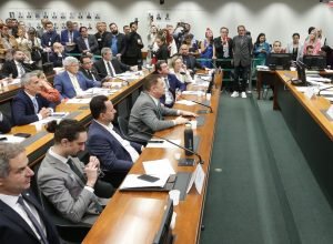 conselho-de-etica-arquiva-representacao-contra-eduardo-bolsonaro