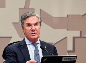 governo-de-al-diz-que-levou-meses-para-avisar-stf-sobre-tornozeleira-de-collor-por-nao-saber-e-mail