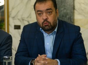 castro-quer-transferir-10-detentos-do-rio-para-presidios-federais