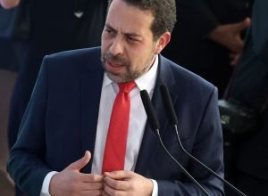 “cabeca-do-crime-organizado-nao-esta-no-barraco-da-favela”,-diz-boulos