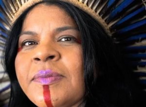 ministra-sonia-guajajara-e-internada-em-sp-apos-suspeita-de-infeccao